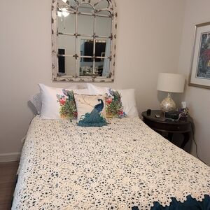 Vintage Handmade Crochet Lace Bedspread – Boho Cottagecore Queen Coverlet